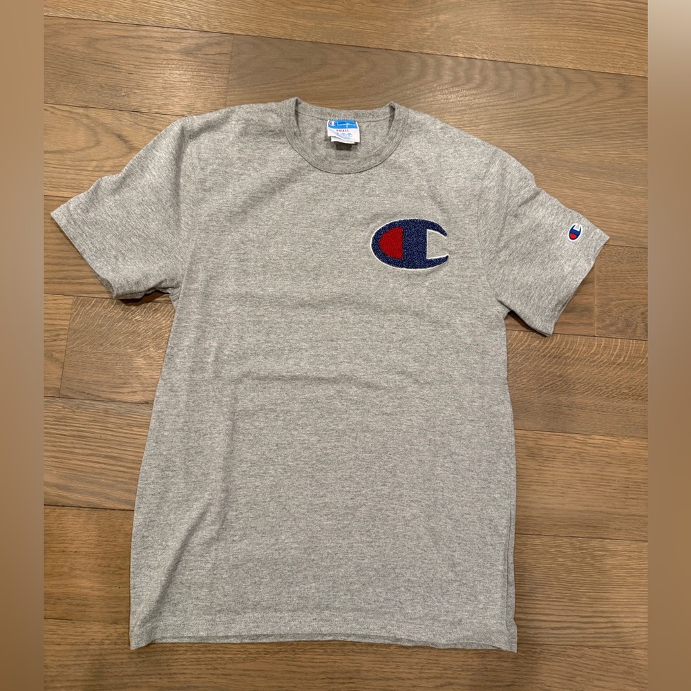 Like New Champion Heather Gray Tee with Logo Patch